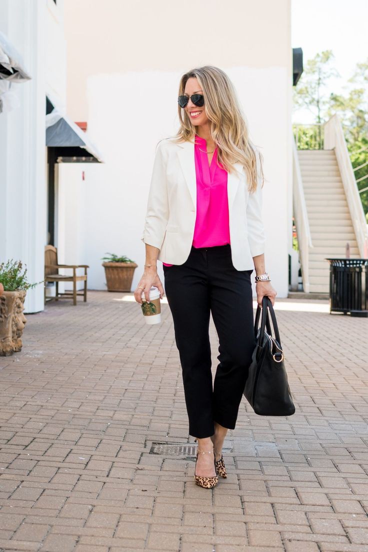 White blazer outfit for work: black pants,  Blazer Outfit,  Casual Outfits,  White Blazer  