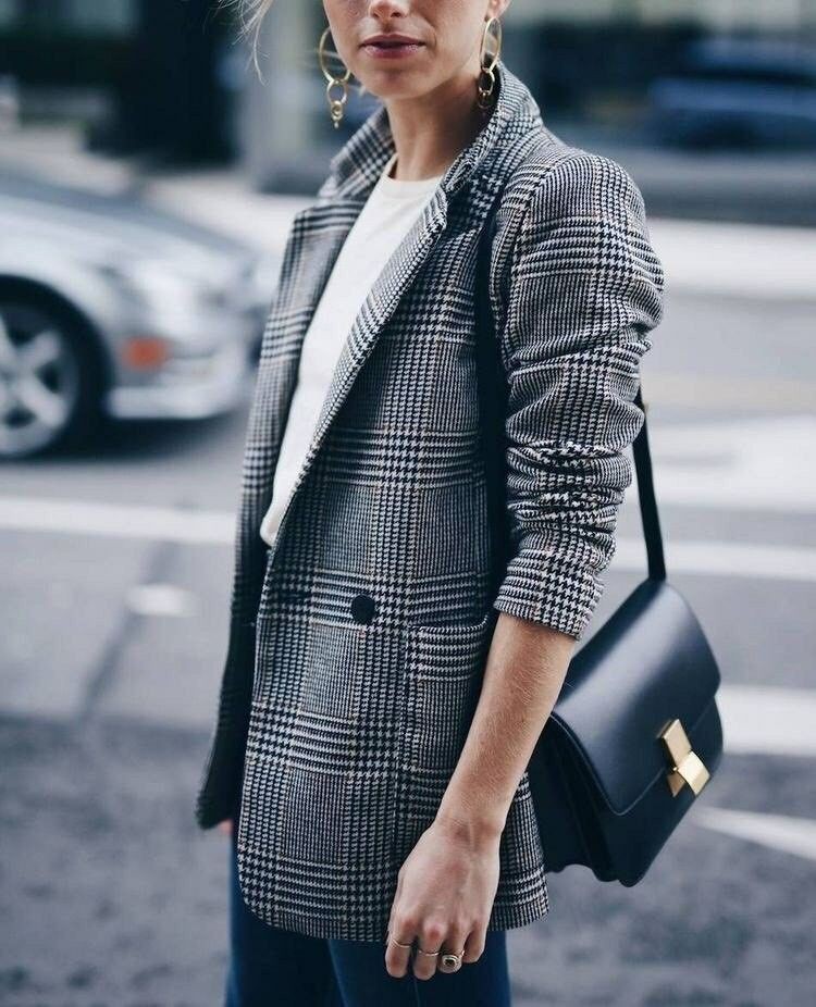 Cute Grey Plaid Blazer Women's Outfit: Casual Plaid Blazer Style,  Plaid Blazer Work Outfit,  Plaid Blazer Ideas,  Plaid Blazer Outfit,  Plaid Blazer  