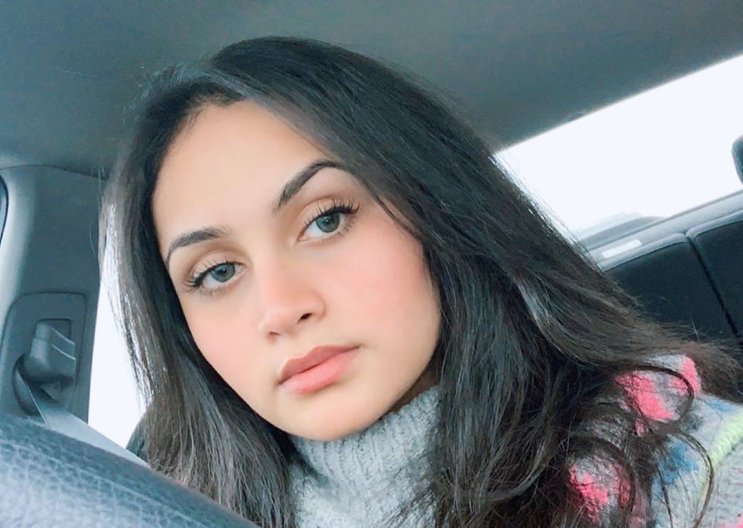 Pretty  Snapshot of Indian TikTok Star Heer Naik: TikTok Stars,  Hot Instagram Teens,  Hot TikTok Girls,  Viral TikTok Girls,  TikTok India,  TikTok Hot Photo,  Cute Heer Naik,  Instagram Model Heer Naik,  Heer Naik,  Heer Naik Tik Tok  