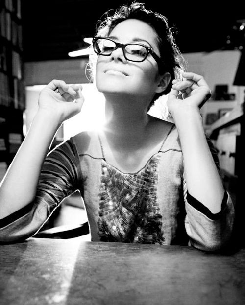 Fashion quotient with marion cotillard glasses, Beautiful People: Beautiful Girls,  Nerdy Glasses  