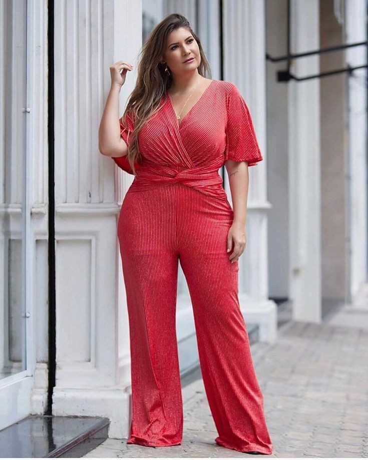 Beautiful Casual Jumpsuit Attire For Girls: Chubby Girl attire,  Trendy Chubby Girl Outfit,  Classy Jumpsuit Outfit,  Plus Size Jumpsuit Clothing,  Cute Jumpsuit Outfits,  Jumpsuit For Chubby Girl  