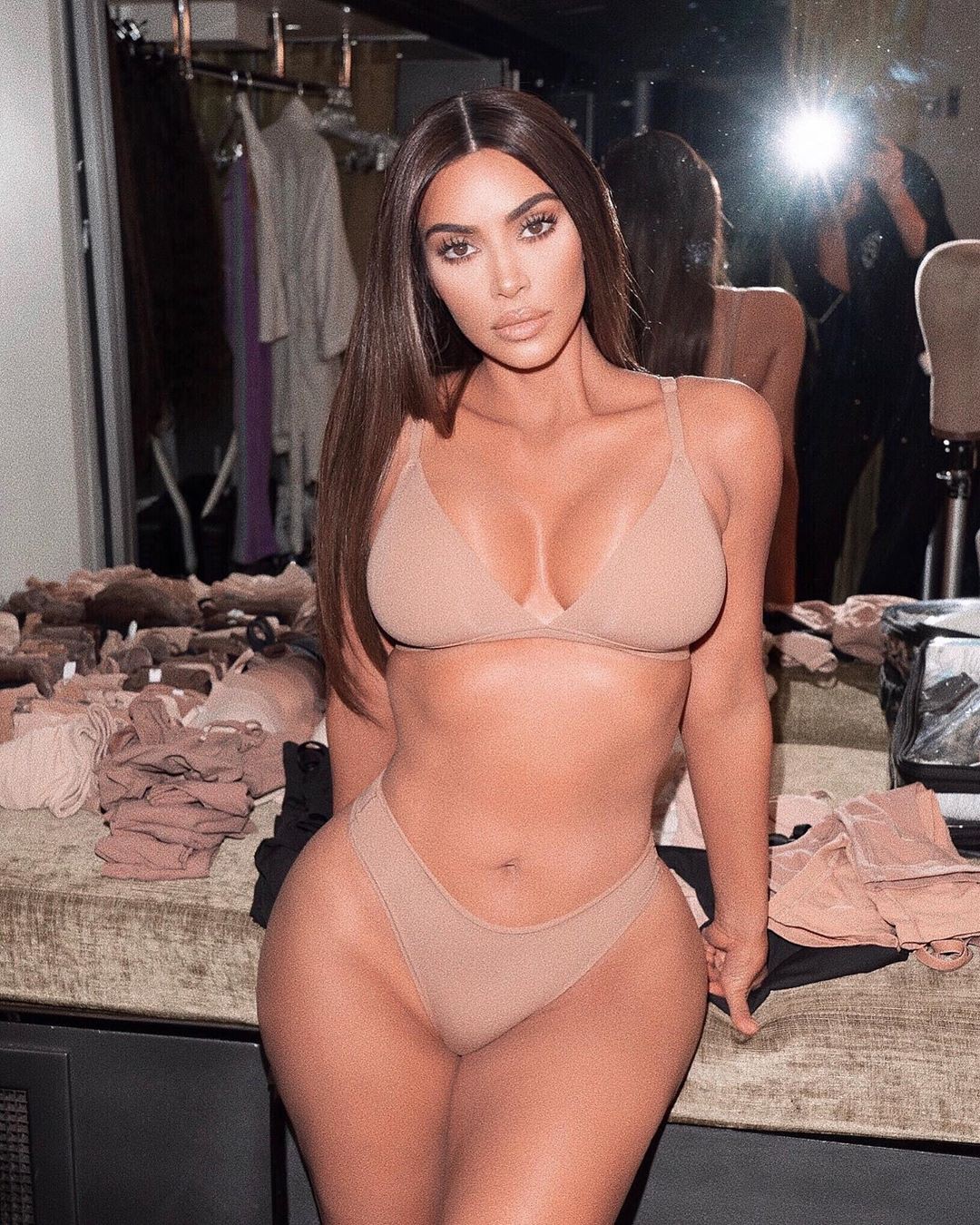Thicc Kim Kardashian Stylevore: celebrity pictures,  pretty cute female celebrities,  Taylor hottest moments,  Kim,  Kardashian,  Stylevore,  Kim Kardashian Legs,  Kim Kardashian Hairstyle,  Kim Kardashian Images  