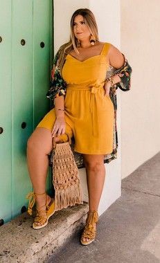 Latest Dress For Chubby Women: Plus size outfit,  Trendy Dates Outfit,  Chubby Girl attire  
