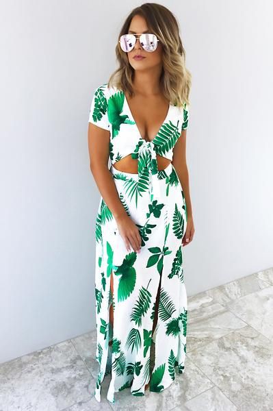 Latest Modern Hawaiian Outfit For Teens | Cute Beach Outfits | Beach outfit,  Beach Outfit For Teens, Beach Outfit Ideas