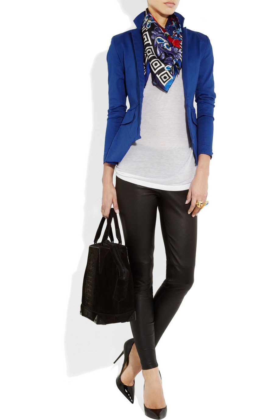 Outfit ejecutivo con saco azul | Blue Blazer Outfit Women | Blazer Outfit,  Business casual, Cobalt blue
