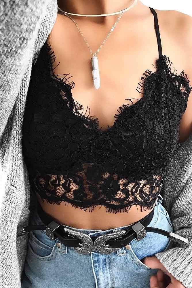 Black Lace Bralette Ideas To Stay In Touch And Style: Bralette Outfits,  Stylish Bralette,  Bralette Clothes,  Bralette Top,  Bralette Lace  