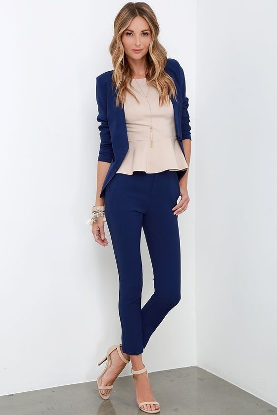 Most desirable ideas for cropped blazer outfits: Crop top,  Navy blue,  Blazer Outfit,  Capri pants,  Casual Outfits  
