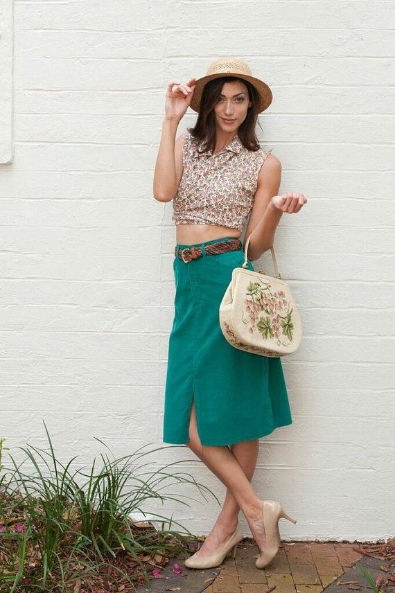 Green Corduroy Skirt Outfit: Skirt Outfits,  Photo shoot  