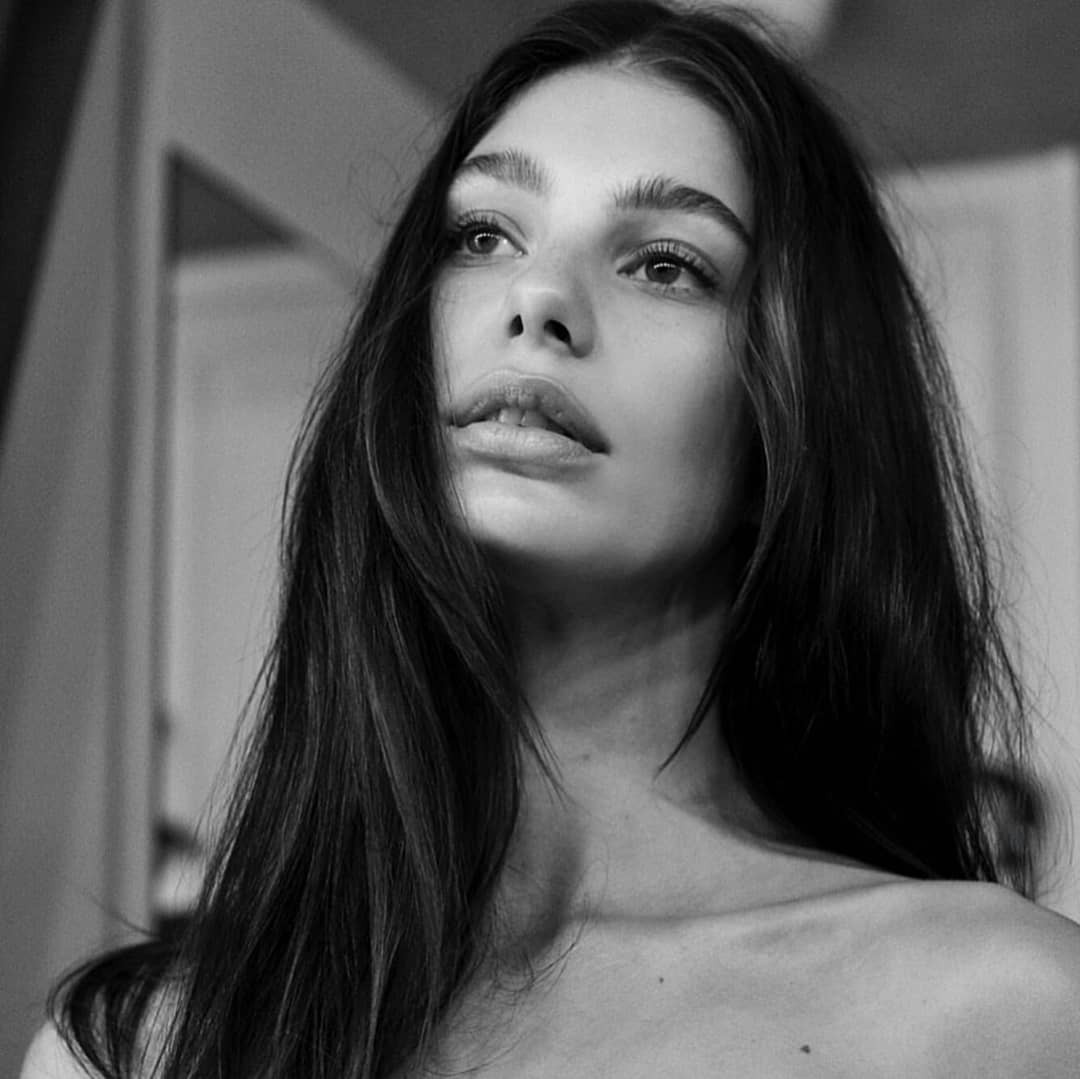 Adorable Recent Camila Morrone Pictures Insta: instagram models,  Instagram photos,  Hot Camila Morrone,  Adorable Camila Morrone,  Camila Morrone Instagram,  Camila Morrone  