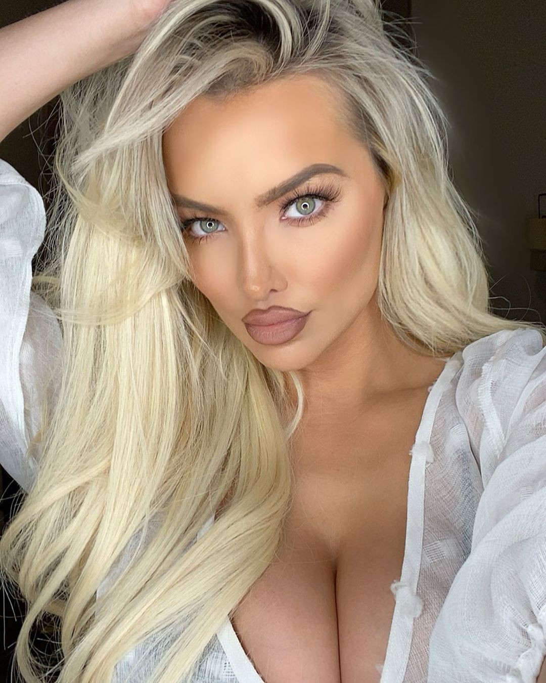 Instagram Photos Lindsey Pelas