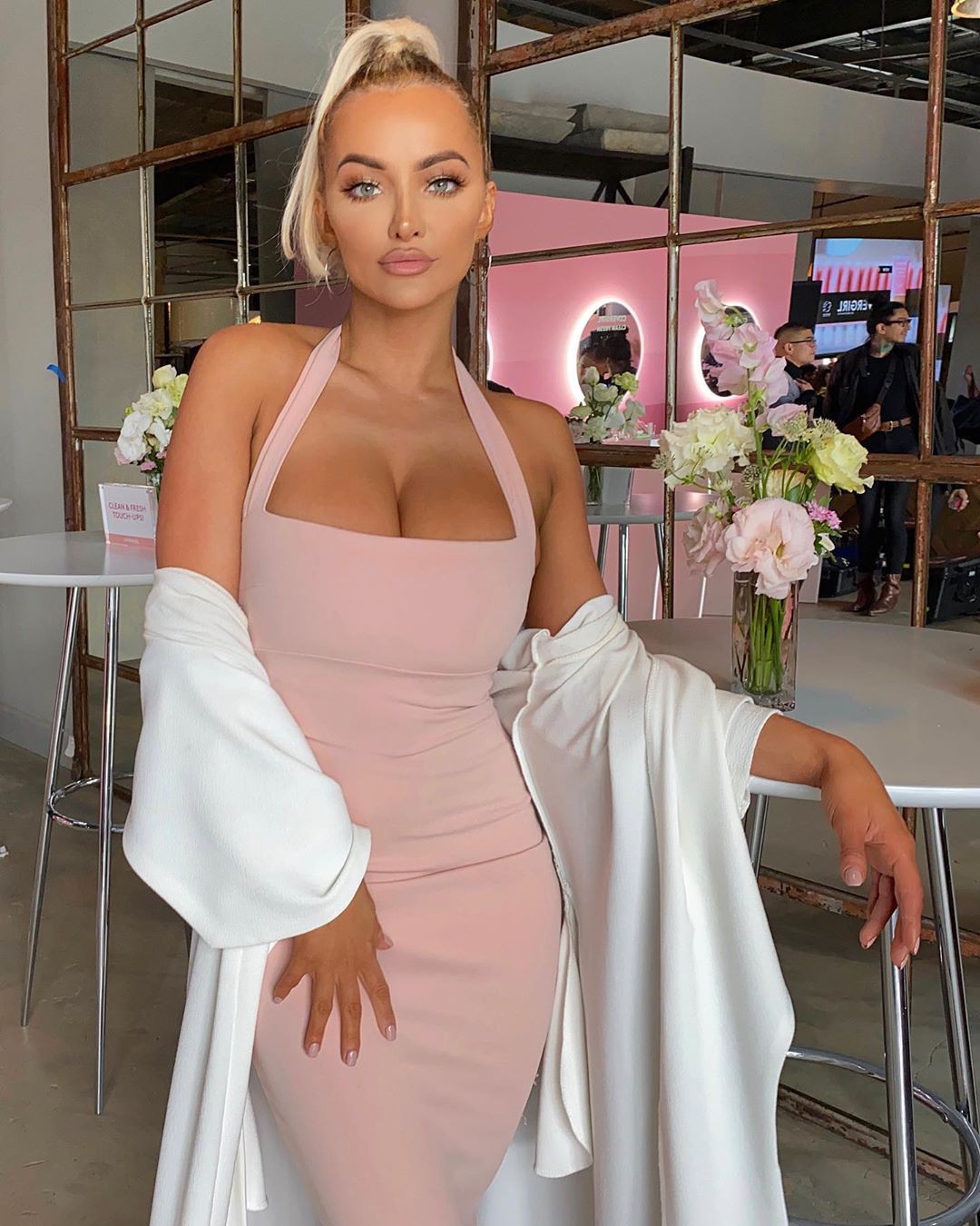 Instagram Profile Pic Lindsey Pelas: Instagram photos,  instagram profile picture,  most liked Instagram photo,  Hot Instagram Models,  hottest girls on Instagram,  Lindsey Pelas,  Hot Lindsey Pelas  