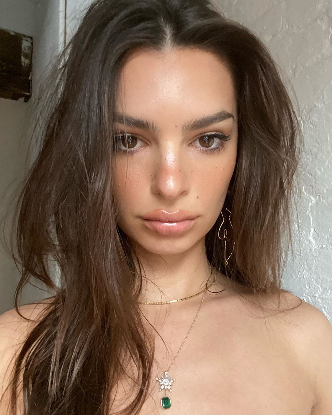 Adorable Recent Emily Ratajkowski Snaps Instagram: instagram profile picture,  Hot Instagram Models,  Instagram pictures,  instagram models,  hottest girls on Instagram,  Hot Emily Ratajkowski,  Emily Ratajkowski  