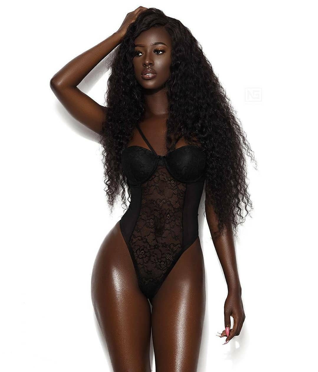 Curvy Black Teen Models Photo: Hot Black Girls,  Cute Black Girls,  Hot Instagram Teens,  Hot Bikini Pics,  Black Girls Sexy Photos,  Sexy Black Girls,  Black girls,  Hot Ebony Beauty  