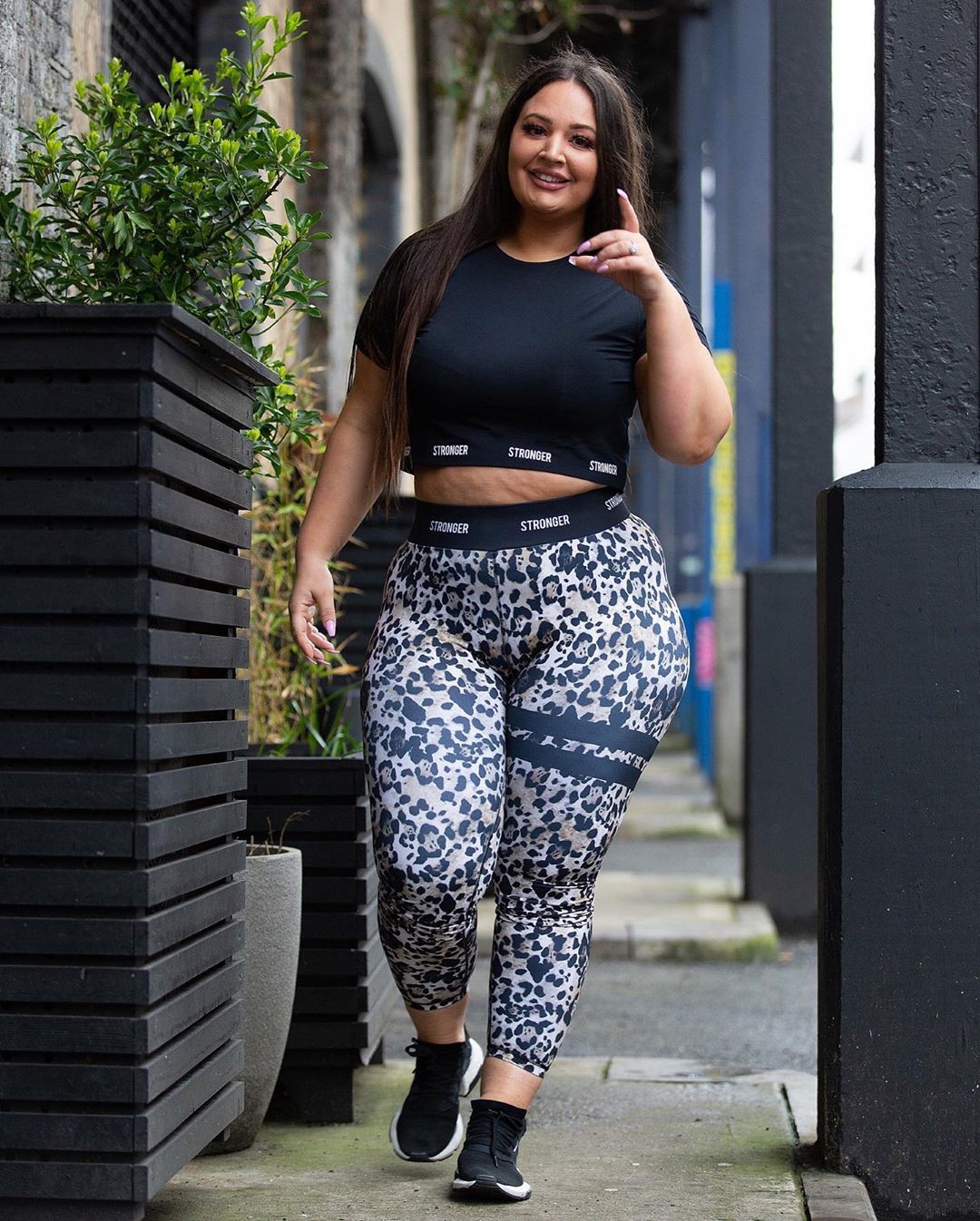 Plus Size sportswear, leggings, trousers colour outfit: Crop top,  shirts,  Sportswear,  Leggings,  Tights,  Beige Trench Coat  