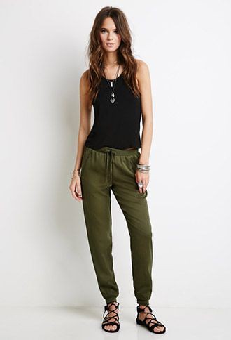 Green jogger pants outfit womens