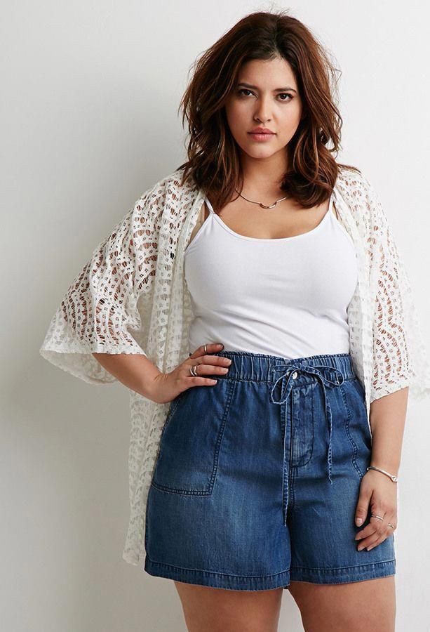 Shorts para gorditas jovenes, casual wear, high rise, crop top, t shirt |  Plus Size Date Outfit Ideas | Crop top, Date Outfits, High Rise