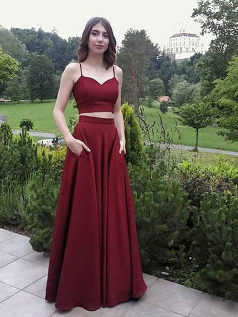 Two pieces prom dresses bridal party dress, spaghetti strap: Evening gown,  Spaghetti strap,  Prom Dresses,  Haute couture,  Formal wear,  Bridal Party Dress,  Maroon Outfit  