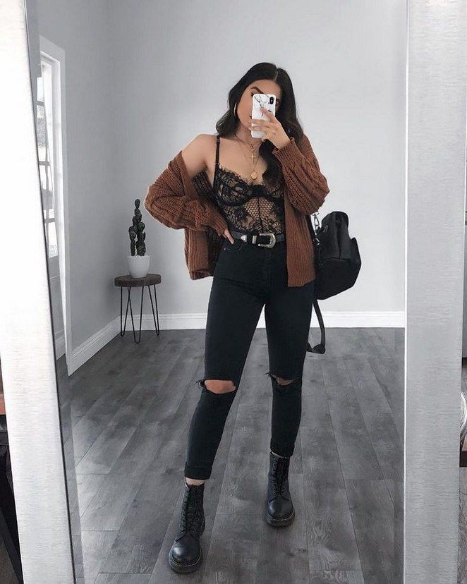 Cute edgy winter outfits, winter clothing, leather jacket, grunge fashion, casual wear: winter outfits,  Grunge fashion,  Date Outfits,  Lounge jacket  