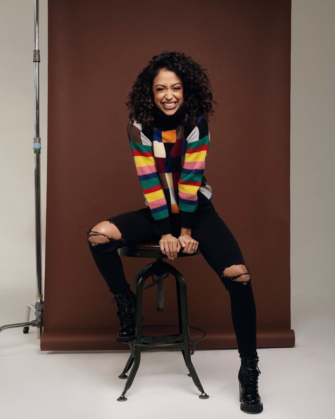 Liza Koshy tights colour outfit ideas 2020, hot girls photoshoot, woman thighs: Liza Koshy,  Tights  