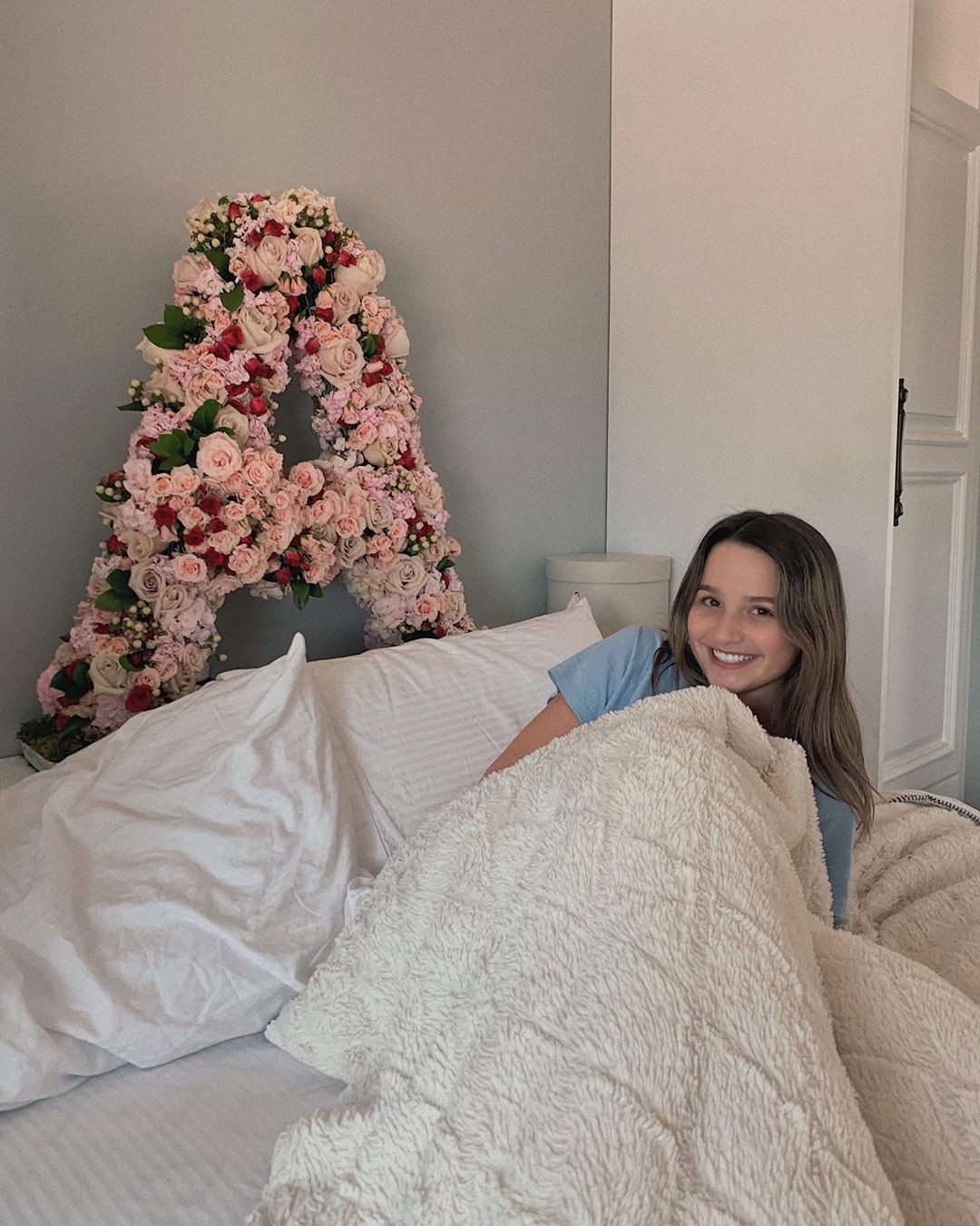 Annie LeBlanc bed sheet, wardrobe ideas, bed sheet: Bed Sheets,  Annie LeBlanc Instagram  