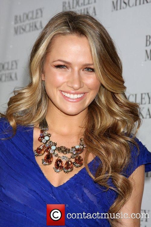 Shantel VanSanten blond hairs, Long Hair Women, Hair Style: Long hair,  Hair Color Ideas,  Brown hair,  Layered hair,  Blonde Hair,  Hairstyle Ideas,  Cute Instagram Girls,  Shantel VanSanten  