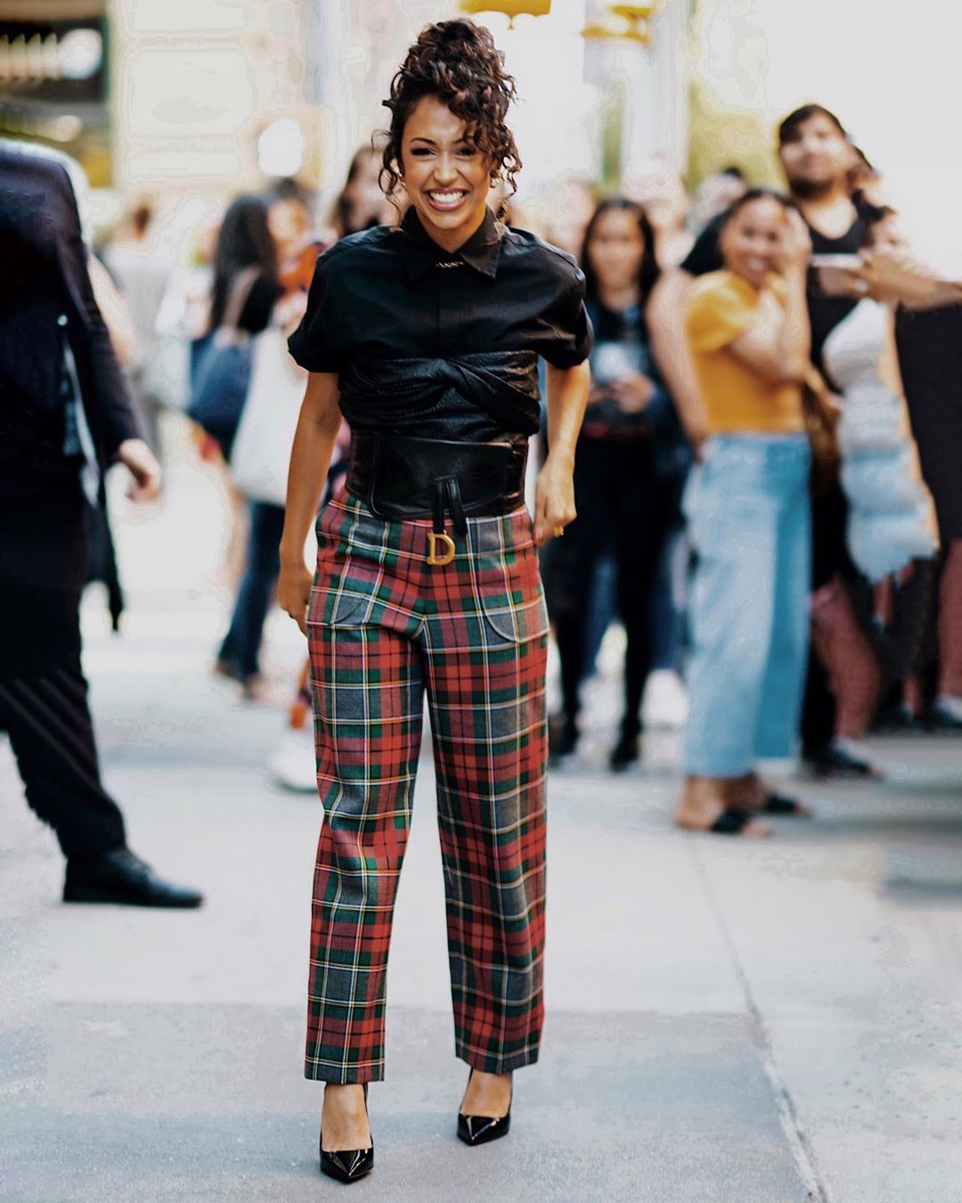 Liza Koshy tartan colour ideas, wardrobe ideas, street fashion: Fashion show,  Liza Koshy,  Tartan  