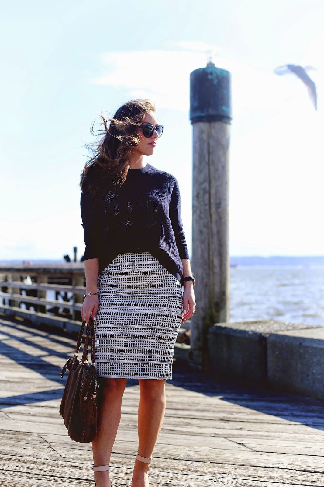 White colour combination with pencil skirt, shorts, skirt: Pencil skirt,  White Outfit,  Street Style,  Skirt Outfits,  Skirt Outfit Ideas  