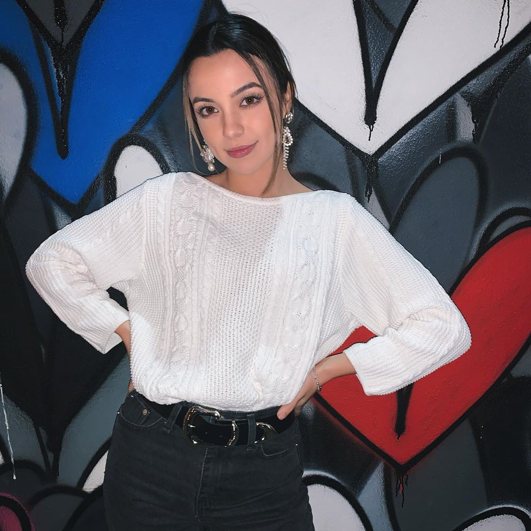 Vanessa Merrell see-through clothing colour outfit ideas 2020, Black Hair For Girls, Glossy Lips: See-Through Clothing,  TikTok Star Vanessa Merrell  
