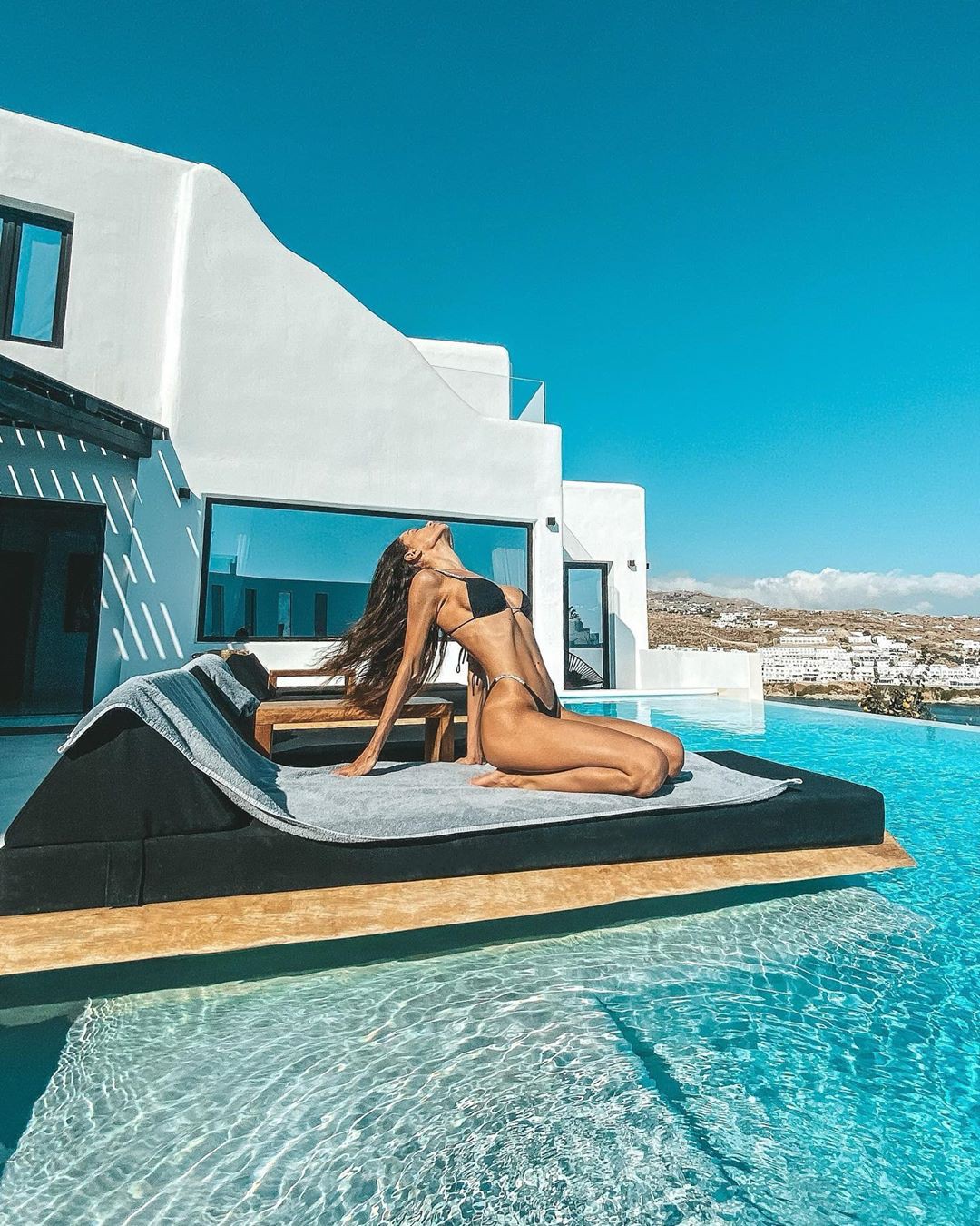 Ekaterina Zueva, chaise longue, swimming pool, sun tanning: Sun tanning,  Swimming pool,  Instagram girls  