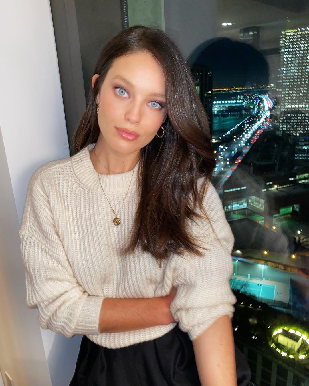 Emily DiDonato Black Hair Women, Long Hair Ideas, Simple Hairstyle: Long hair,  Brown hair,  Layered hair,  Black hair,  Hairstyle Ideas,  Cute Instagram Girls  