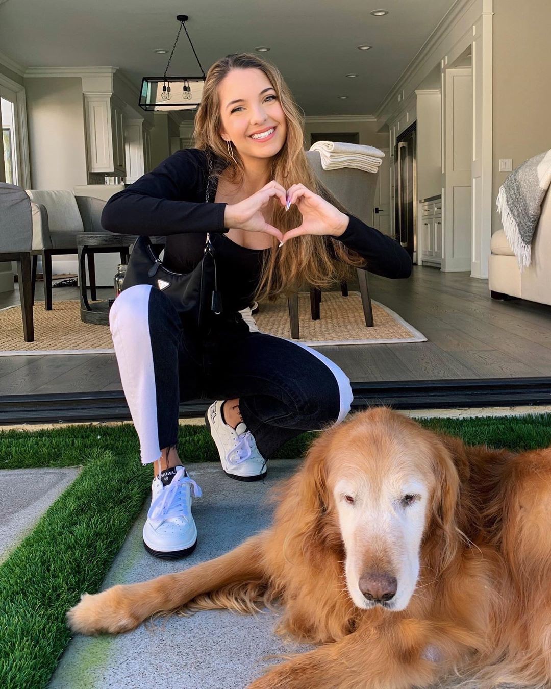 Lexi Rivera having fun, golden retriever, sporting group: Dog breed,  Instagram girls,  Lexi Rivera Instagram  