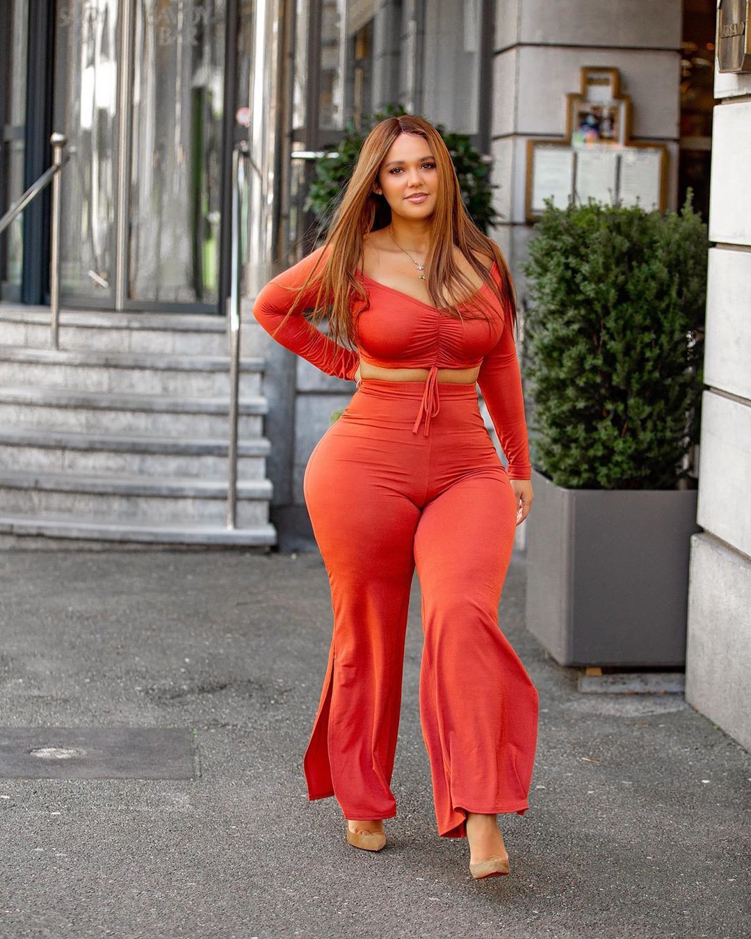 orange colour outfit with dress, best photoshoot ideas, legs picture: Orange And Red Outfit,  Orange Dress  