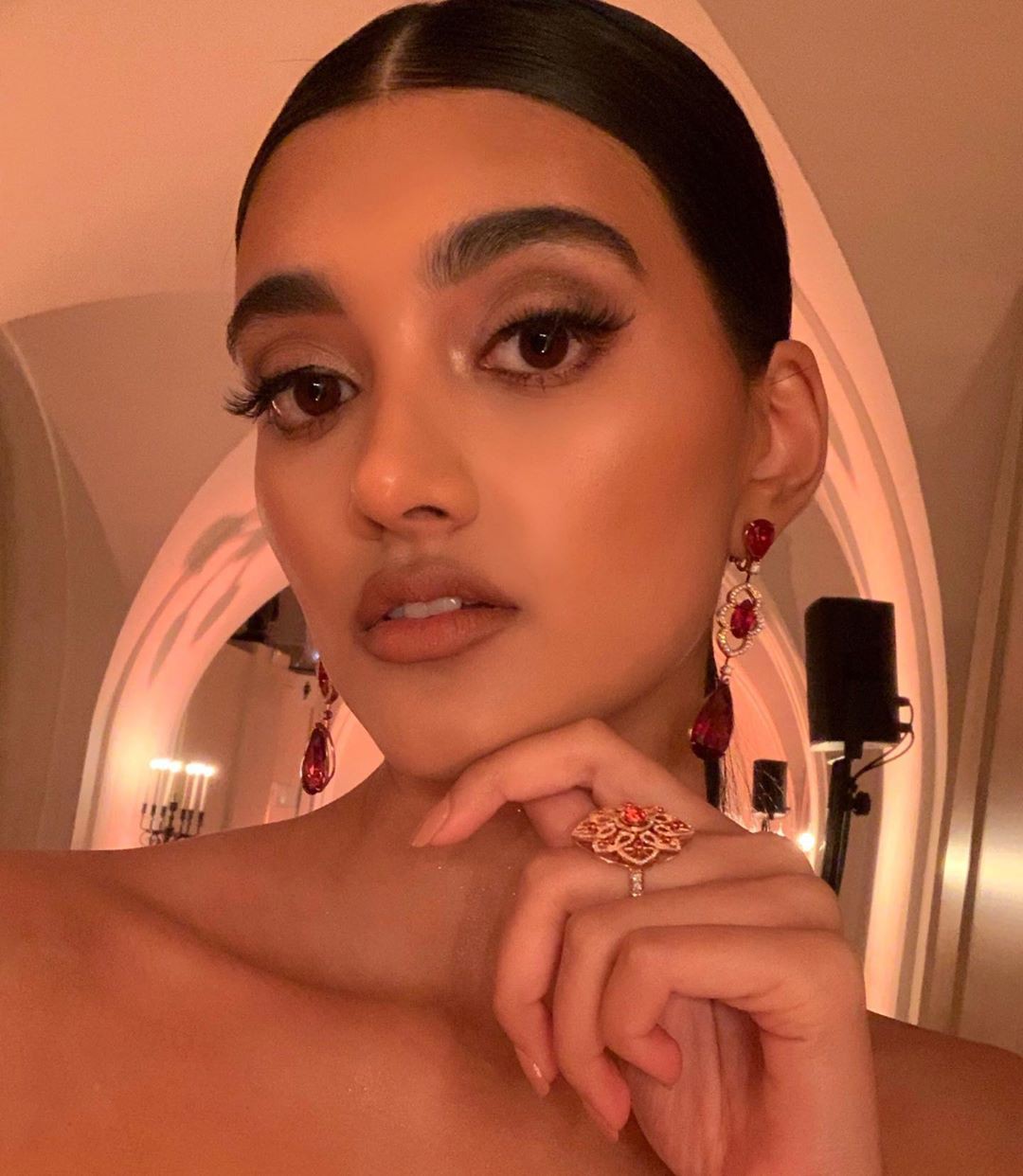 Neelam Gill Cute Face Perfect Lips Hair Style Neelam Gill Insta 