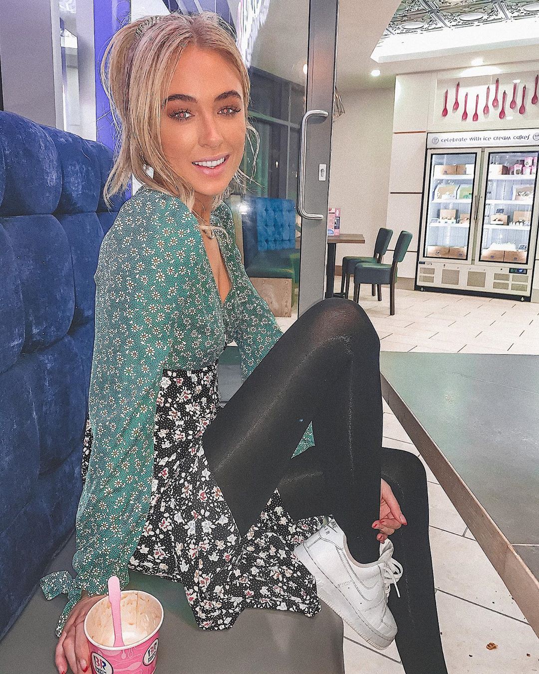 turquoise clothing ideas with leggings, jeans, legs pic: Nicola Hughes  