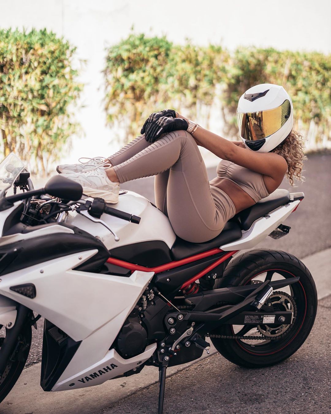 Jena Frumes, personal protective equipment, motorcycle helmet, automotive design: Instagram girls,  Jena Frumes Instagram  