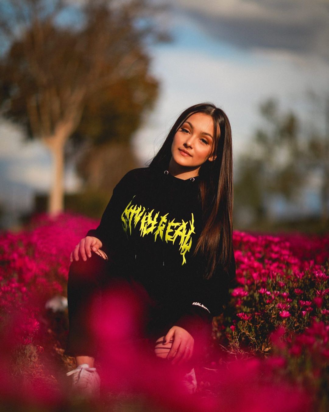 Hailey Orona best photoshoot ideas, model photography, Long Hairstyle Girls: Magenta And Pink Outfit,  Hailey Orona Instagram  