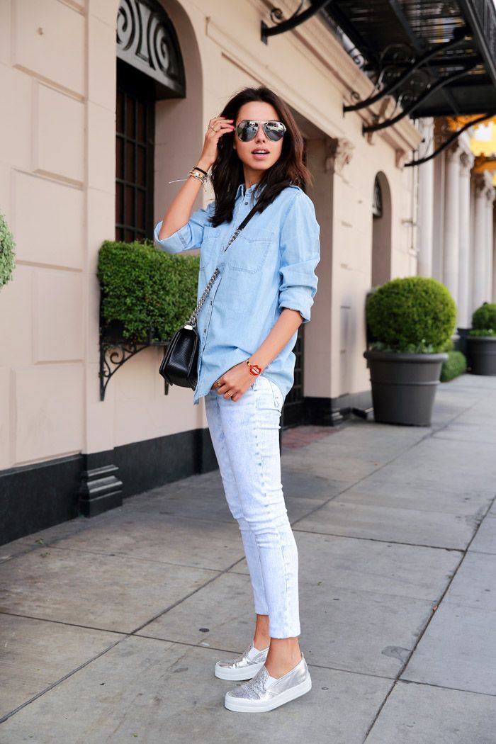 Casual outfits with jeans and sneakers