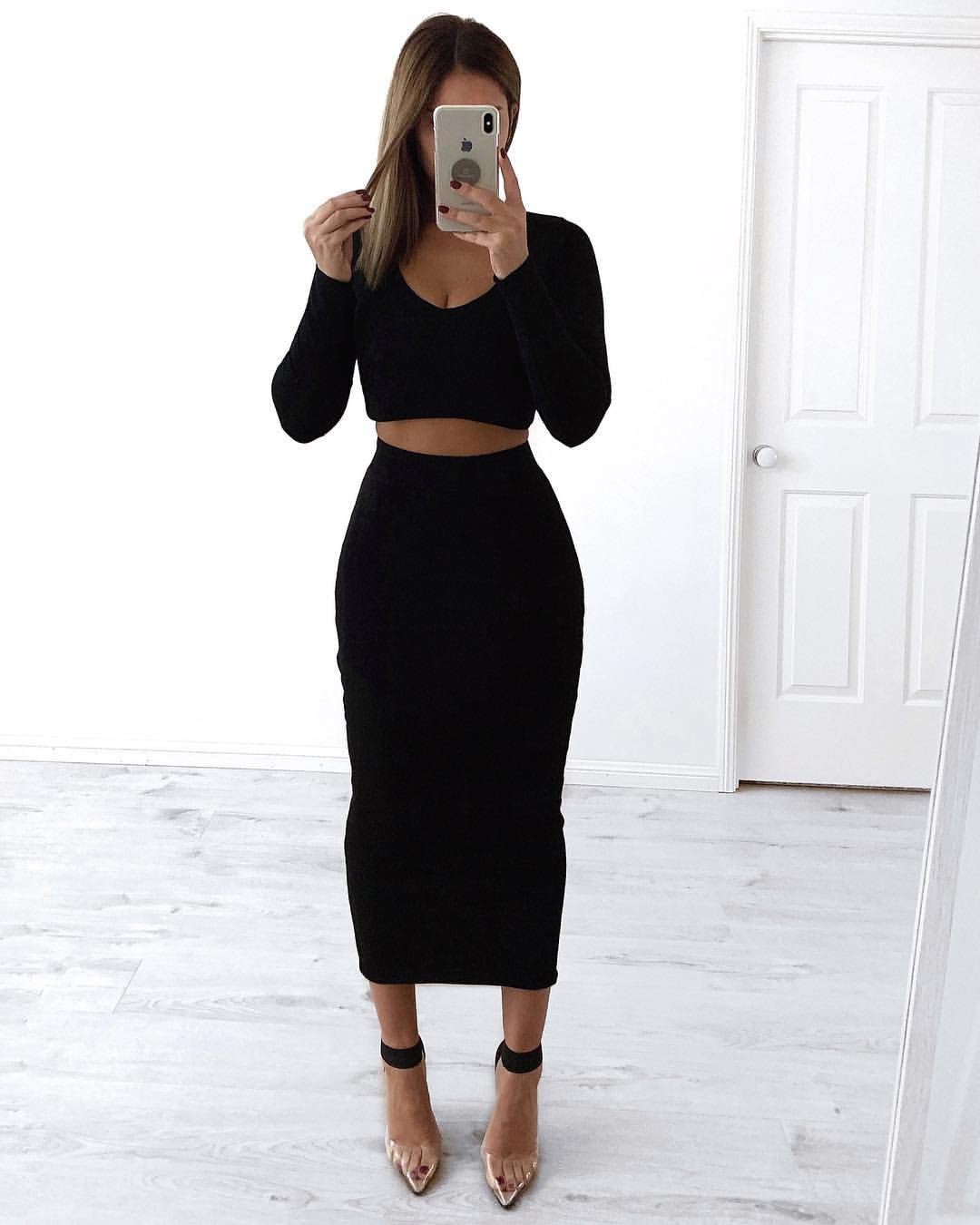 Classy outfit little black dress little black dress, pencil skirt: Pencil skirt,  T-Shirt Outfit,  Date Outfits,  Little Black Dress,  Brown And Black Outfit  