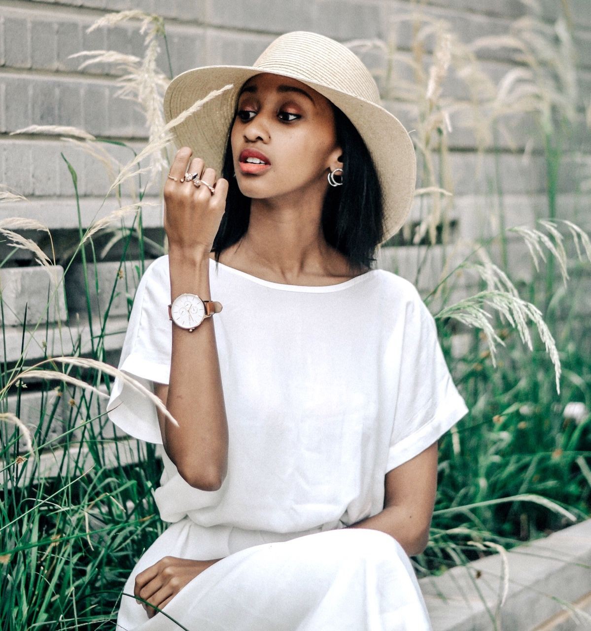 White colour combination with: Sun hat,  White Outfit,  Street Style  