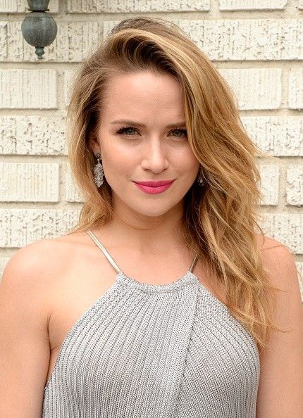 Shantel VanSanten blond hairs, Lip Makeup, Long Hairstyle Ideas: Long hair,  Brown hair,  Blonde Hair,  Hairstyle Ideas,  Cute Instagram Girls,  Shantel VanSanten  