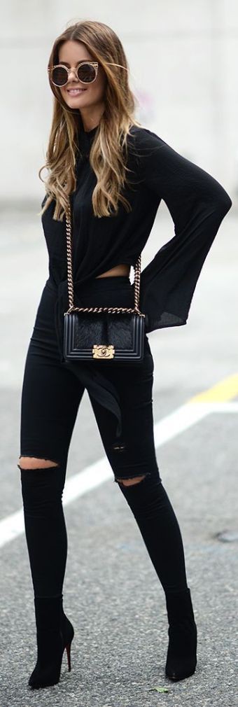 Chic all black outfits, street fashion, romper suit, casual wear: Black Outfit,  Romper suit,  Street Style  