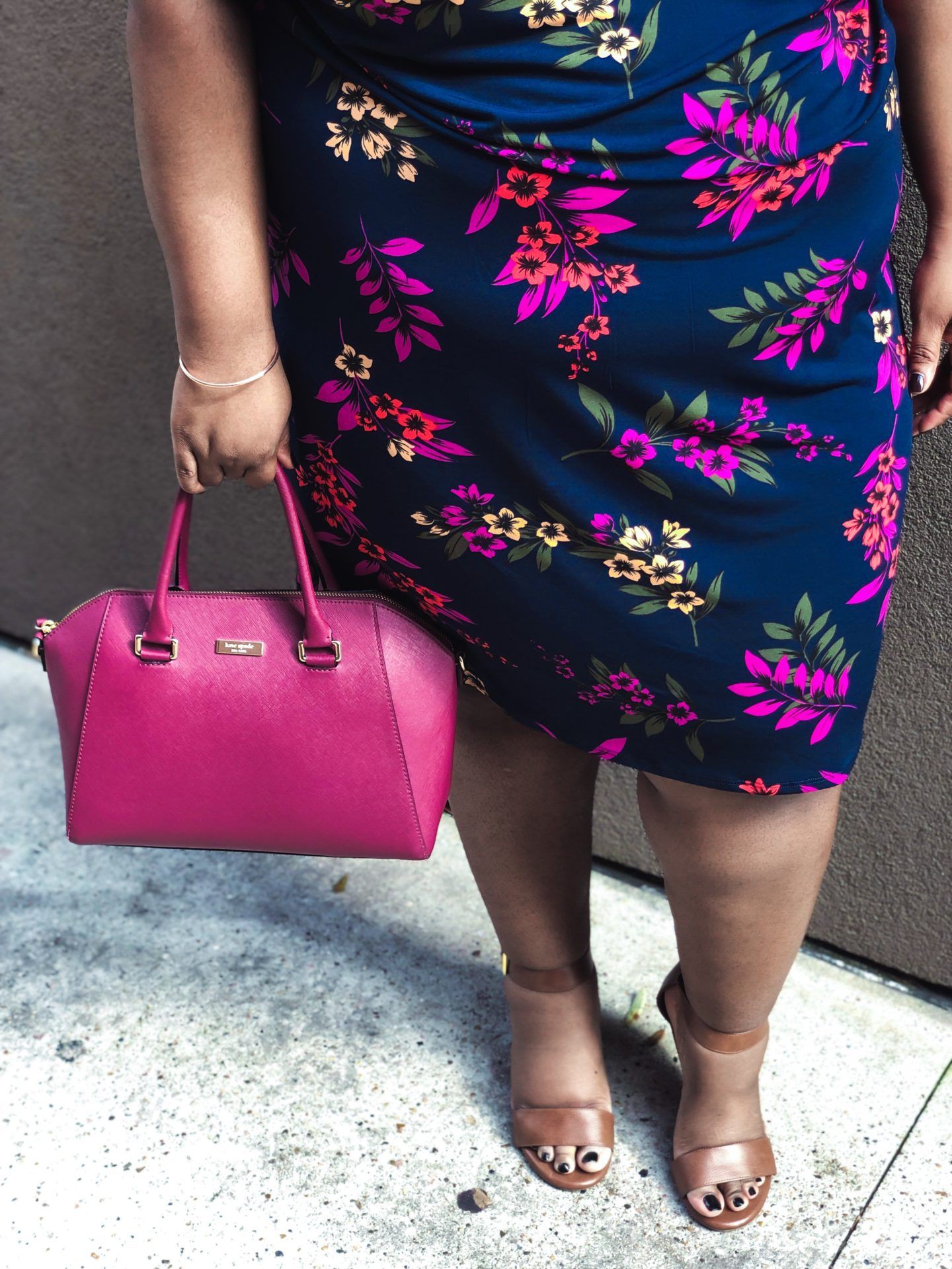 Magenta and purple colour combination with pencil skirt, jeans, denim: Pencil skirt,  Street Style,  Magenta And Purple Outfit  