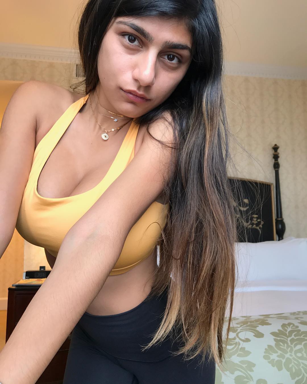 Hottest Selfie Pic Mia Khalifa: Mia Khalifa,  Hot Selfie  