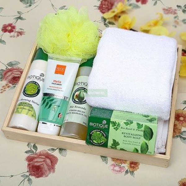 Beauty Care Hamper: 