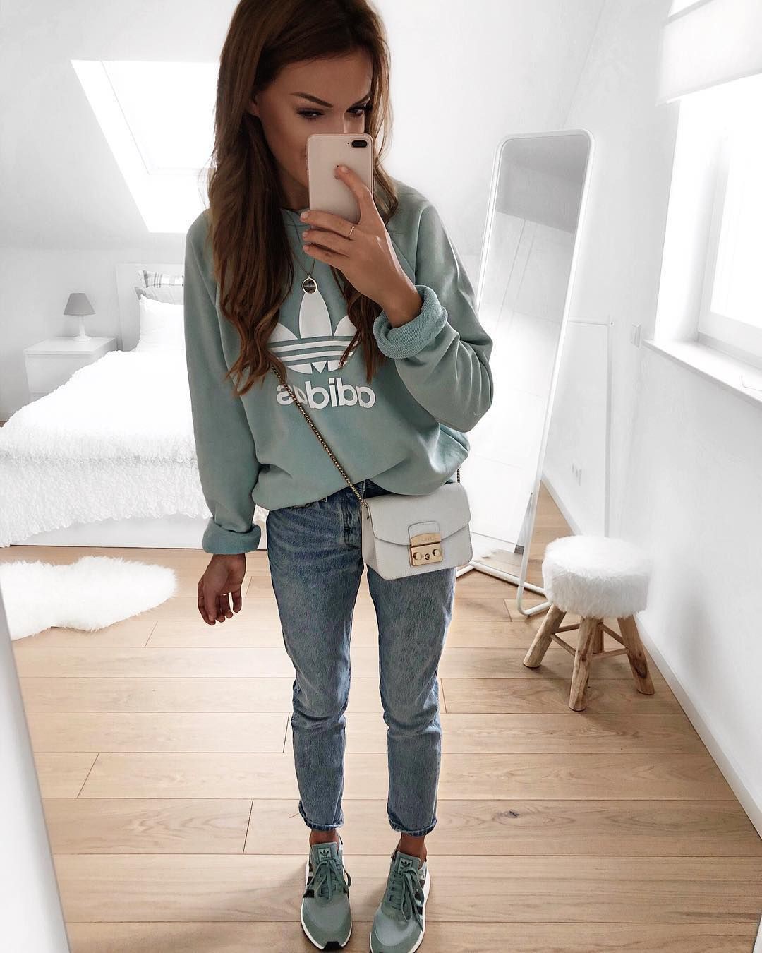 Instagram kıyafet kombinleri, informal wear, casual wear: Informal wear,  Khaki Outfit,  Girls Hoodies  