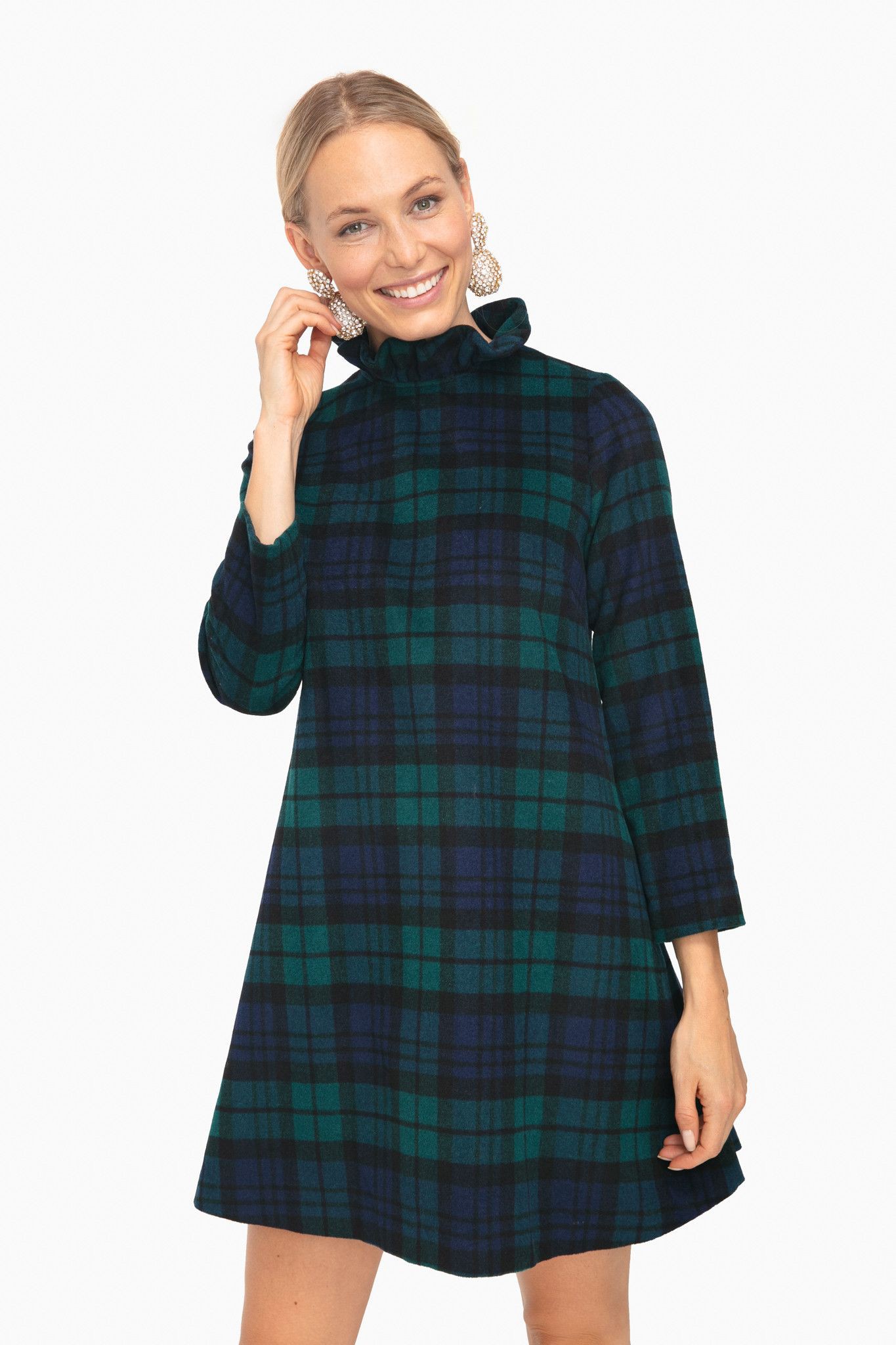 Outfit tuckernuck plaid dress, black watch, full plaid, t shirt, a line