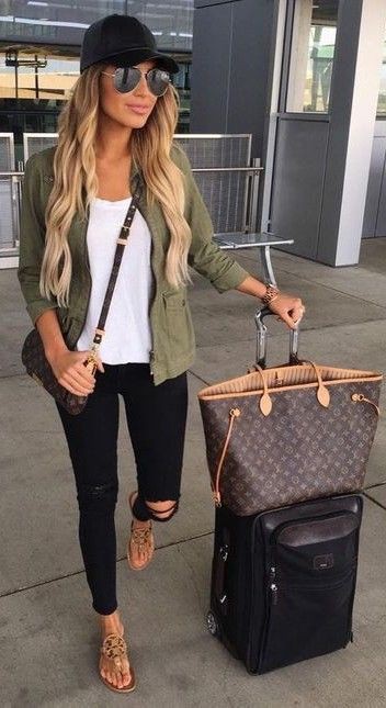 Classy outfit best travel outfits, street fashion, birkin bag, cancún: Street Style,  Birkin bag,  Brown Outfit,  Airport Outfit Ideas  