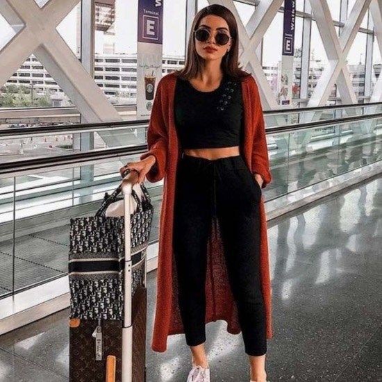 Maroon and brown instagram fashion with crop top: Crop top,  Street Style,  Maroon And Brown Outfit,  Airport Outfit Ideas  