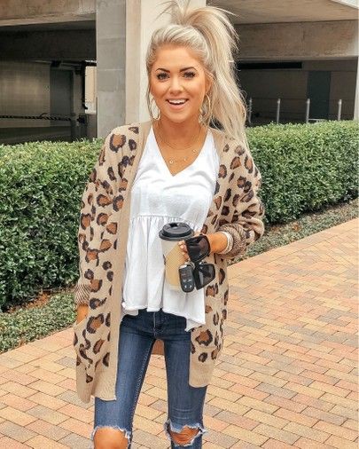 Lookbook fashion with jacket, blazer, jeans: Layered hair,  Street Style,  Legging Outfits,  Cardigan Outfits 2020  