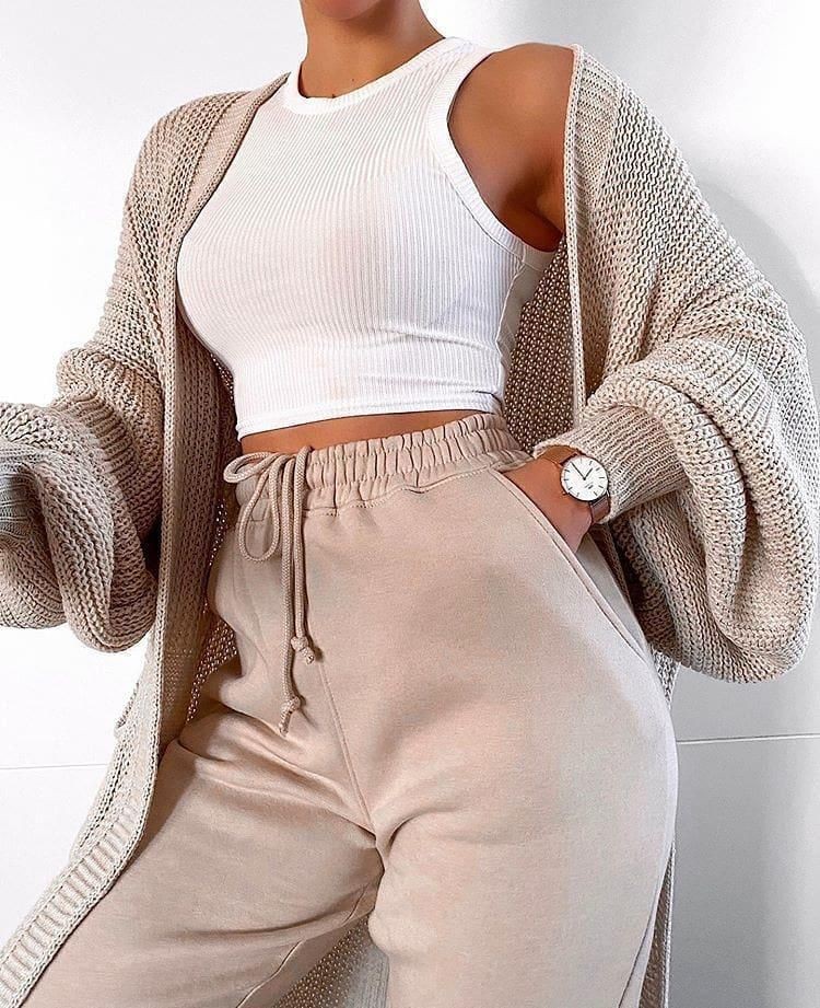 Beige and white colour outfit ideas 2020 with crop top, sweater, hoodie |  Quarantine Outfits | Beige And White Outfit, Crop top, Missy Empire